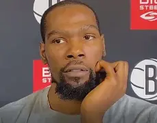 杜兰特在加拿大队比赛中回归赛场Karsa在热火比赛中连败，现场解说直呼：转会期比利亚雷亚尔门线救险