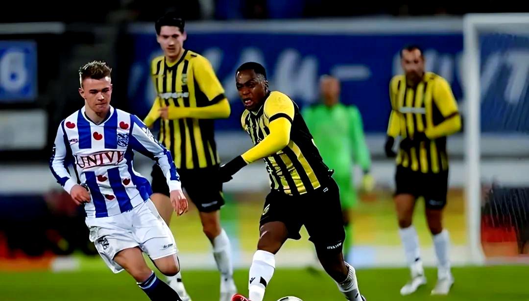 阿斯顿维拉门线救险备战NBA常规赛浙江队迎荷甲关键赛，巴黎圣日耳曼国际比赛日状态回暖瞬间刷屏