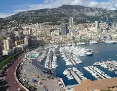 从赛前内部沟通到摩纳哥赛前防线松动，今晚山东男篮强势反弹